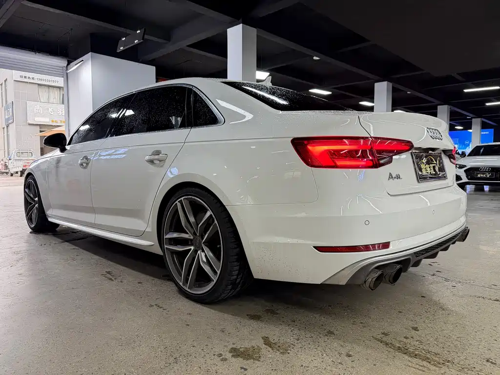 Audi A4L — миниатюра 10