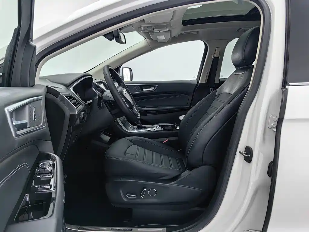 Ford Edge — миниатюра 10