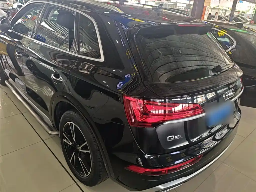 Audi Q5L 2024 40 TFSI Fashion