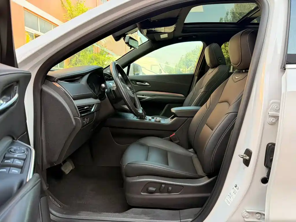Cadillac XT4 — миниатюра 10