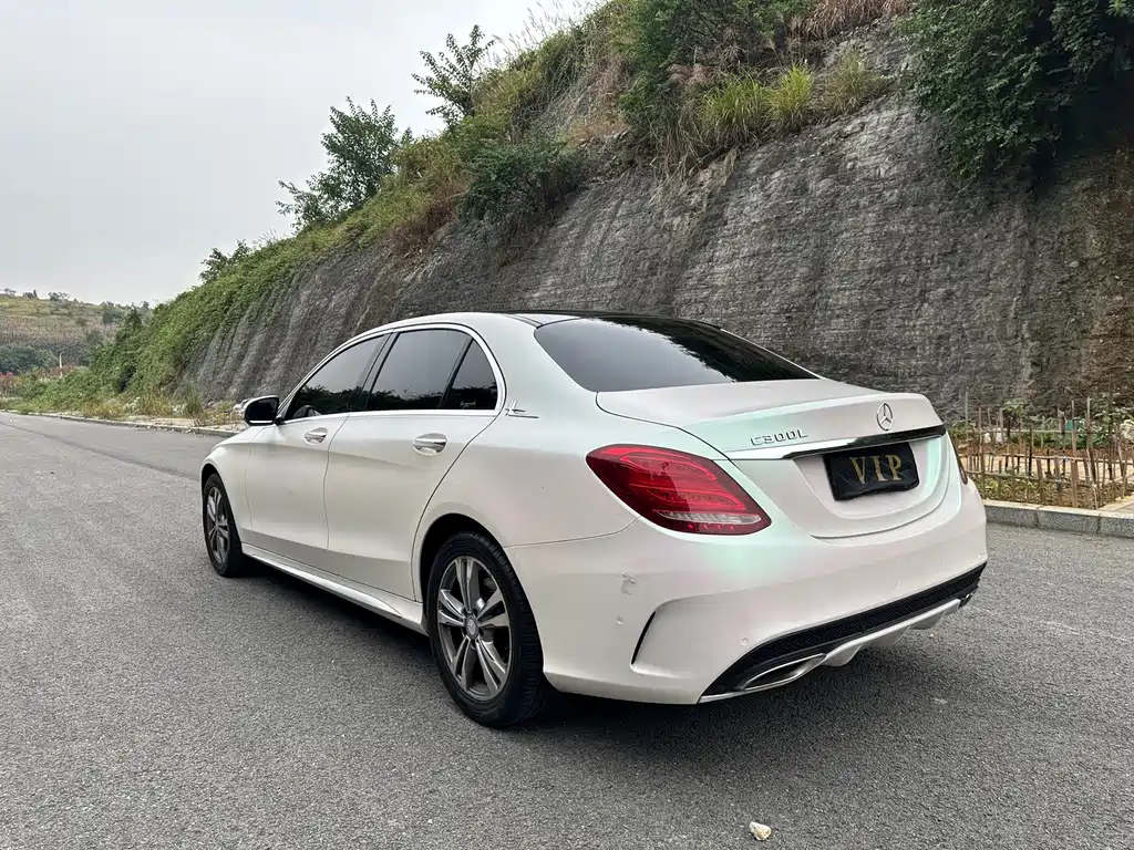 Mercedes-Benz C-Class — миниатюра 19
