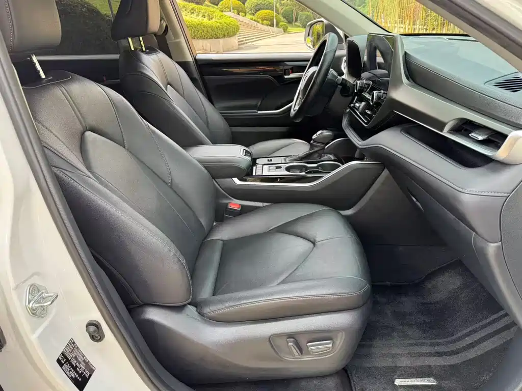 Toyota Highlander — миниатюра 11