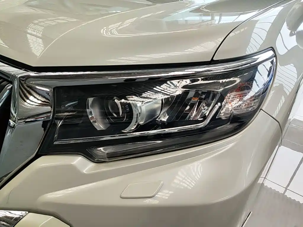 Toyota Prado — миниатюра 24