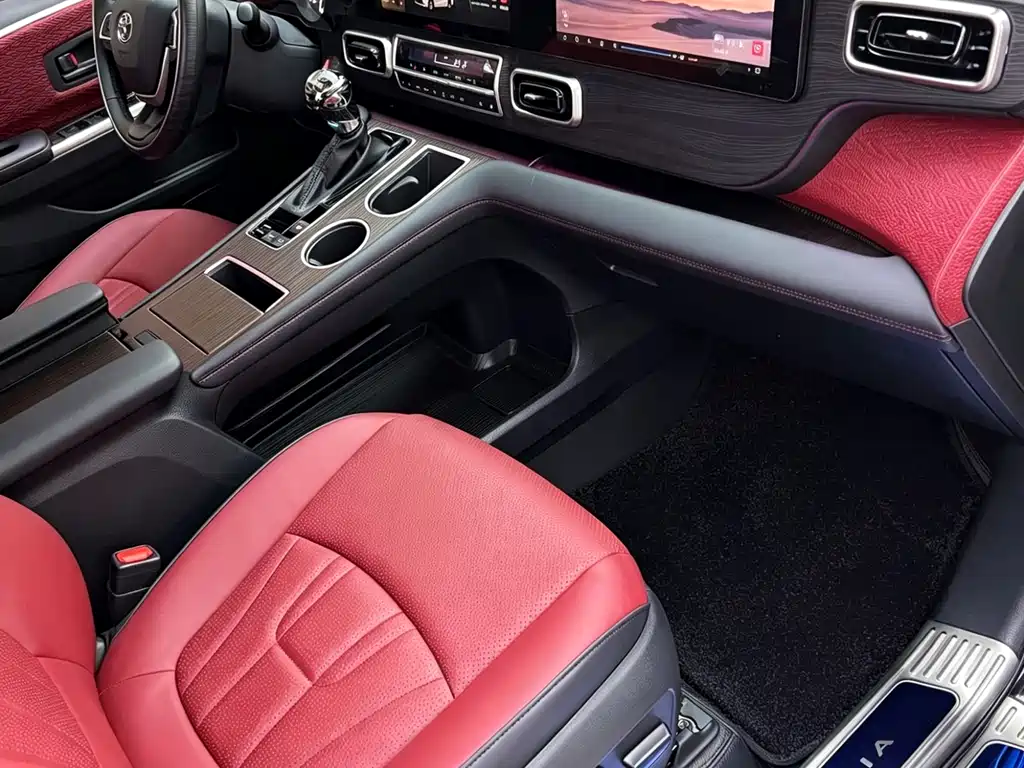 Toyota Granvia 2026 2.5L Luxury