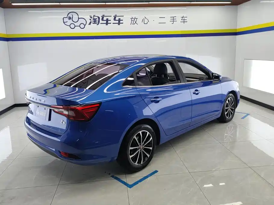 Roewe i5 — миниатюра 3