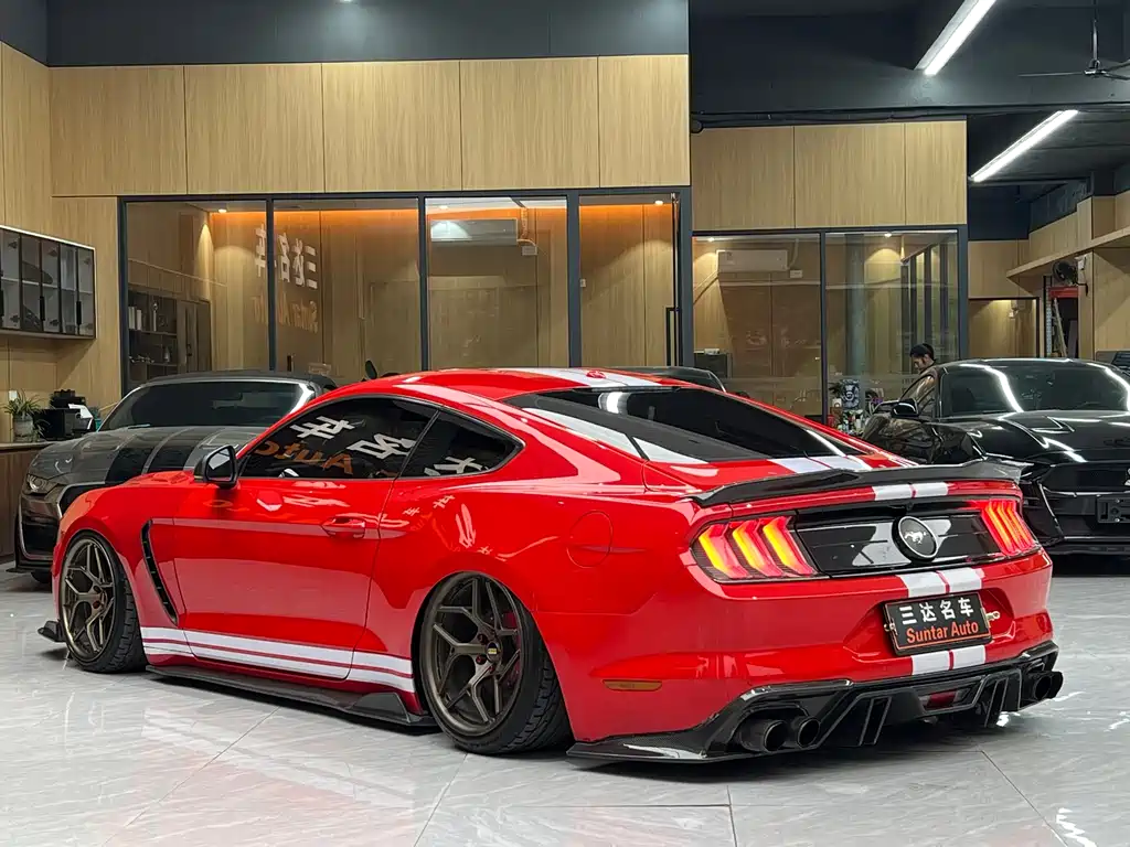 Ford Mustang 2019 2.3L EcoBoost