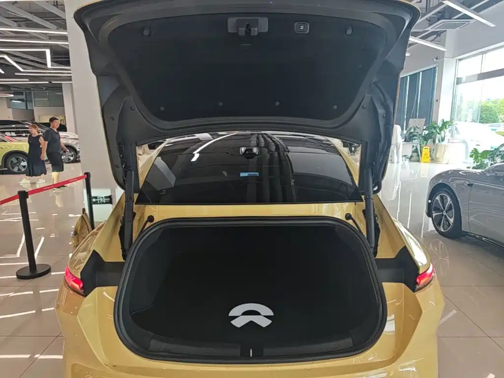 NIO ET5 — миниатюра 19