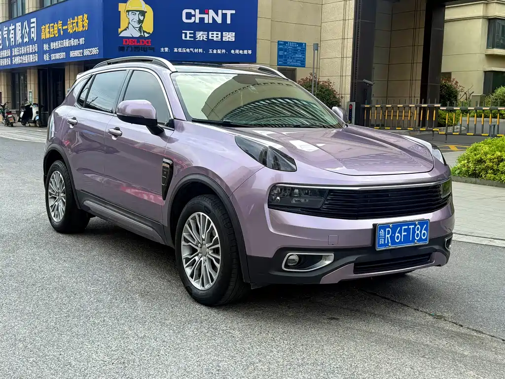 Lynk & Co 01 2018