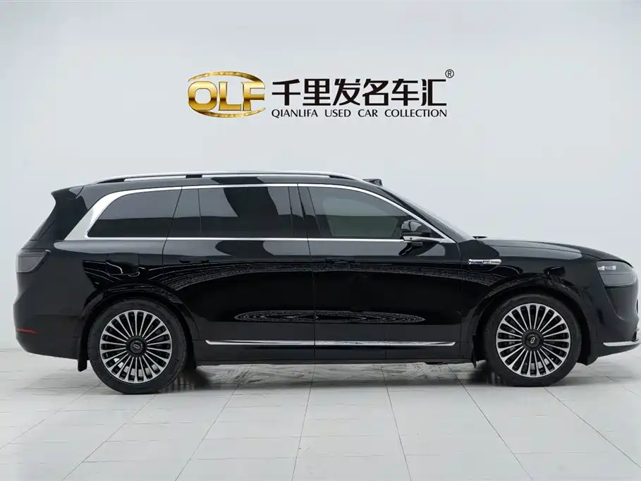 AITO ASK THE WORLD M9