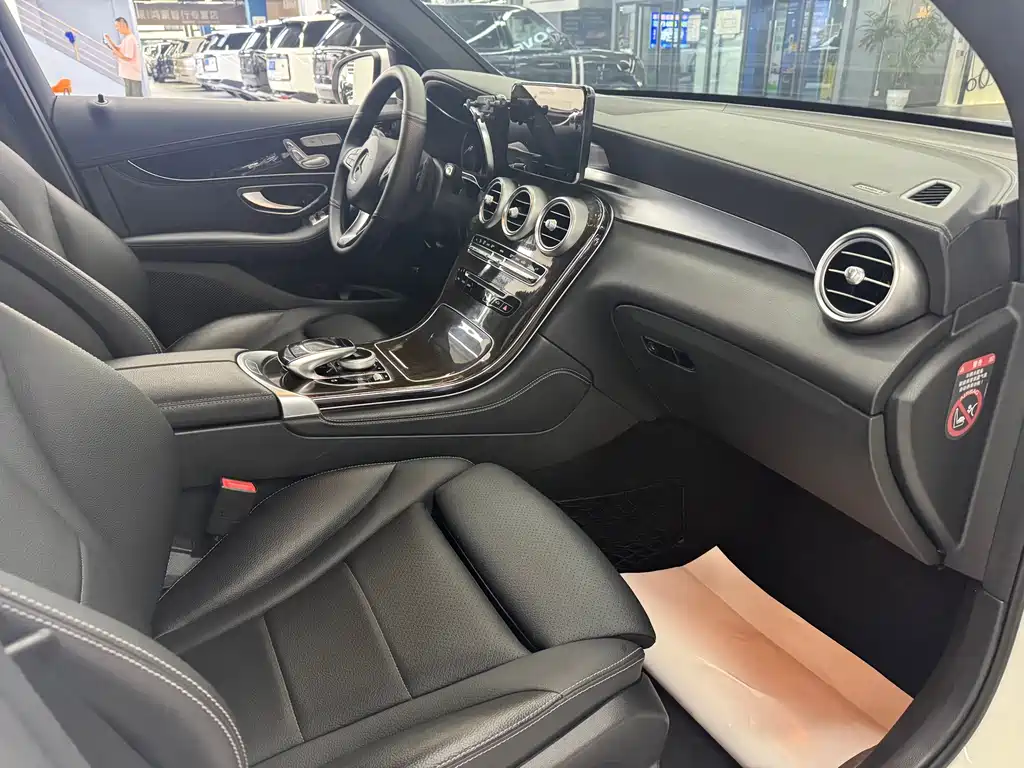 Mercedes-Benz GLC — миниатюра 4