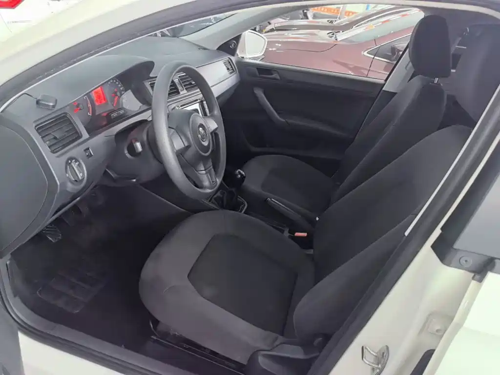 Volkswagen Santana — миниатюра 16