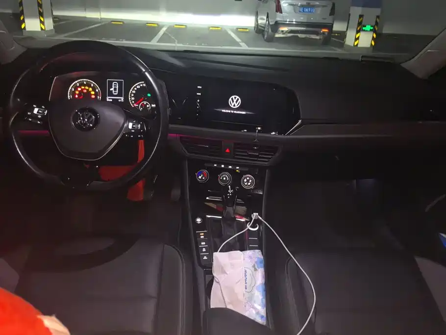 Volkswagen Sagitar — миниатюра 12