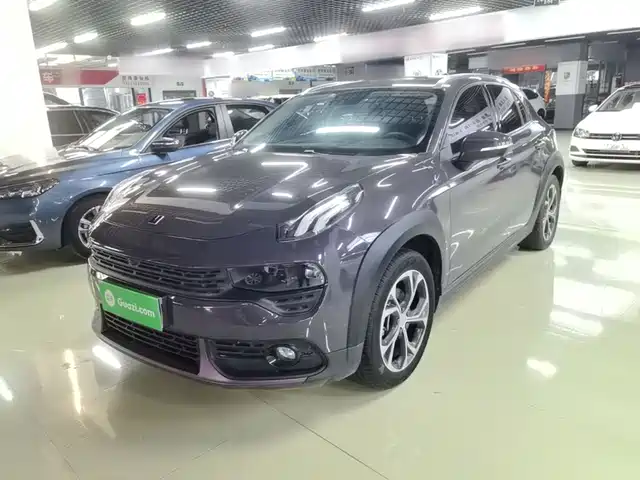 2021 Lynk & Co 02