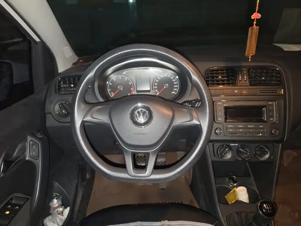 Volkswagen Polo — миниатюра 11