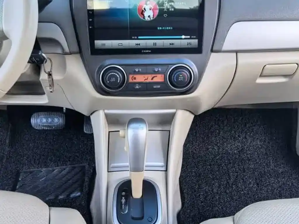 Nissan Sylphy — миниатюра 10