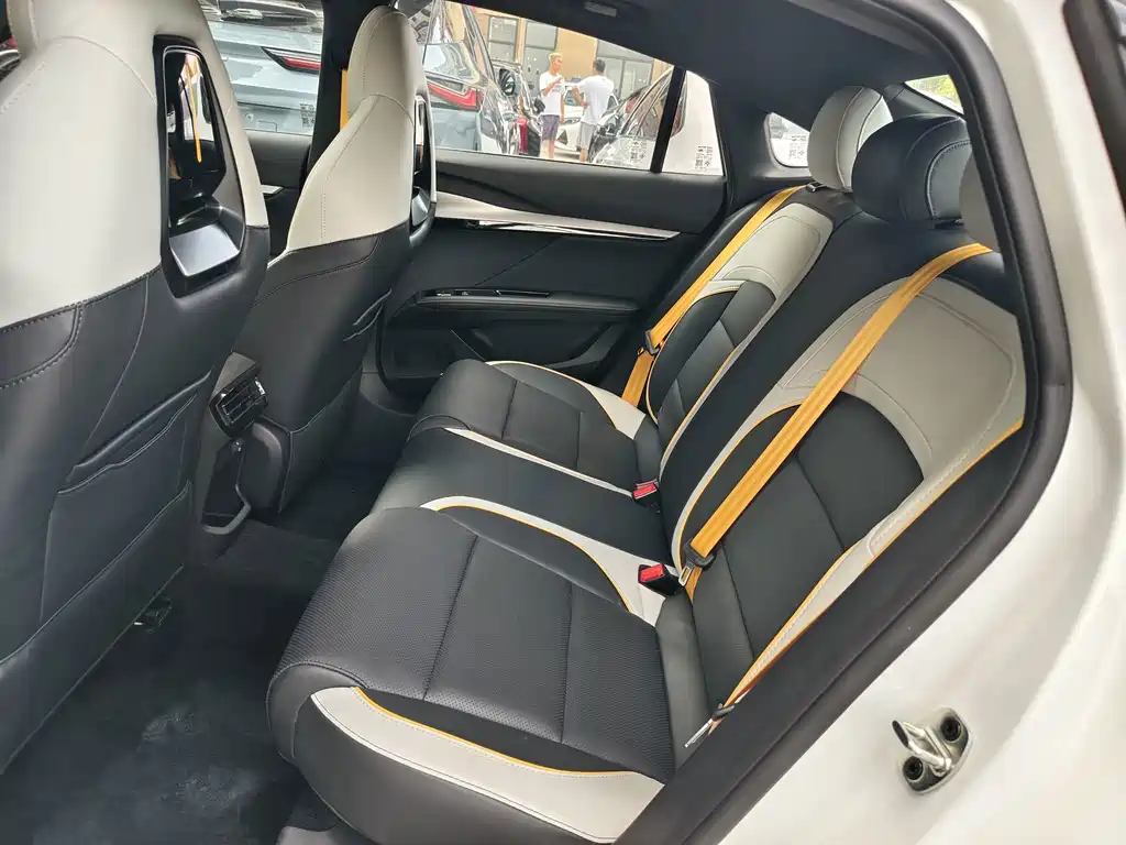 MG MG5 Scorpio — миниатюра 10