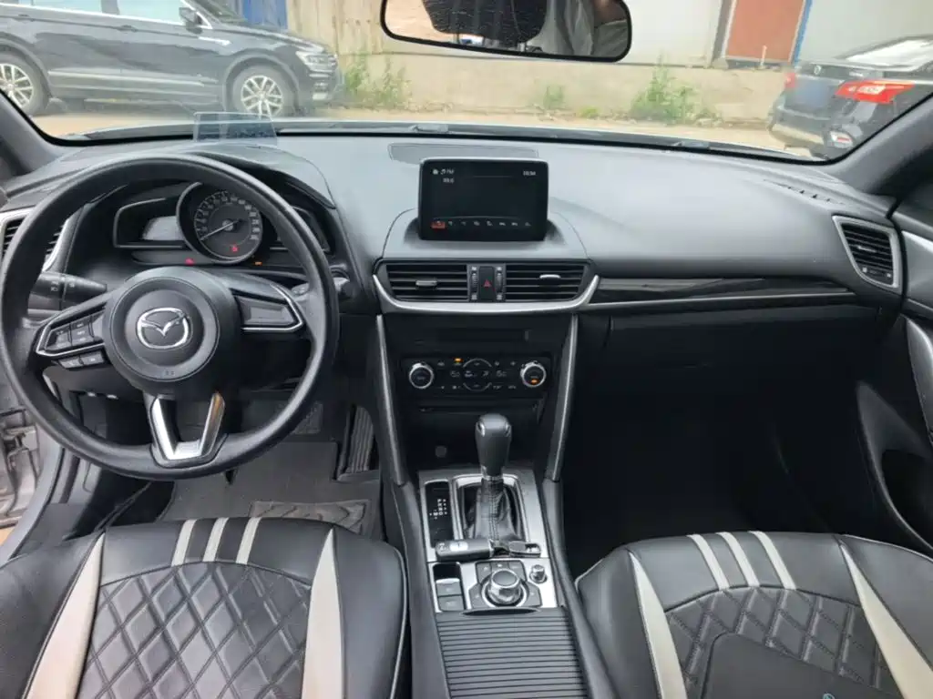Mazda CX-4 2018 2.0L AT V