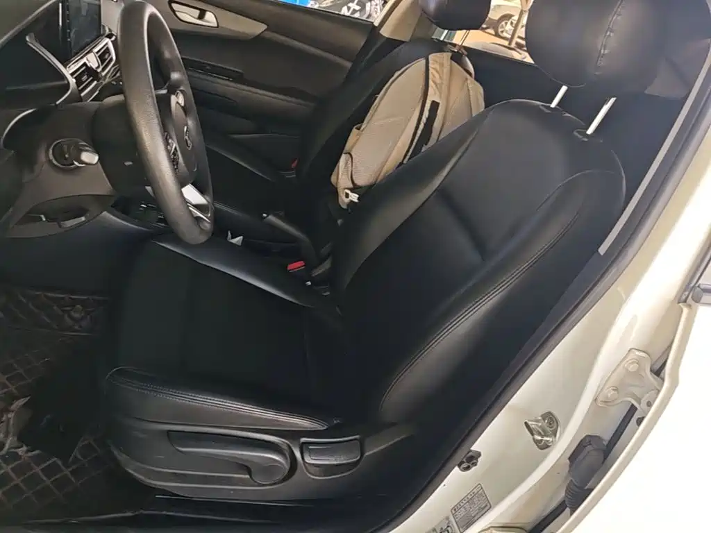 Kia Forte — миниатюра 14