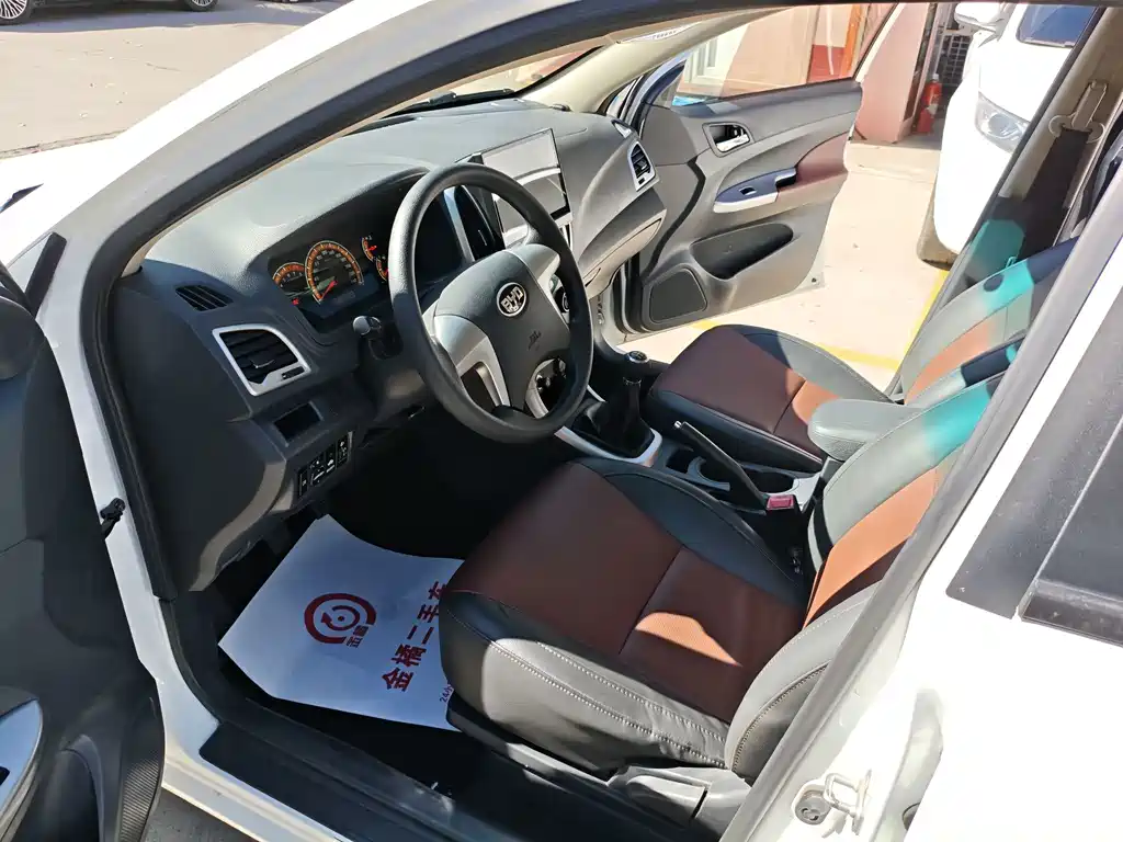 BYD F3 — миниатюра 8