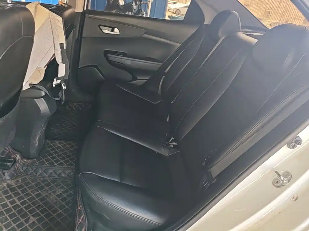 Kia Forte — миниатюра 16