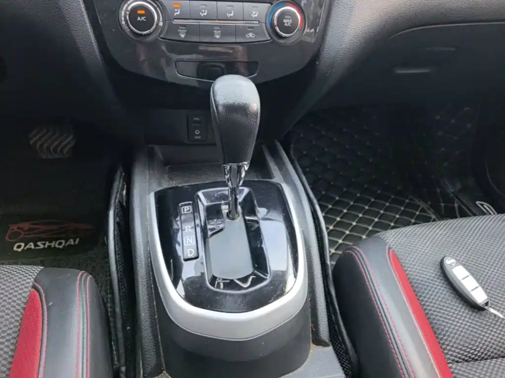 Nissan Qashqai — миниатюра 14