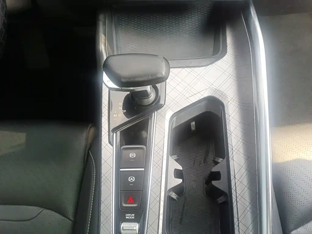 Geely Xingrui — миниатюра 12