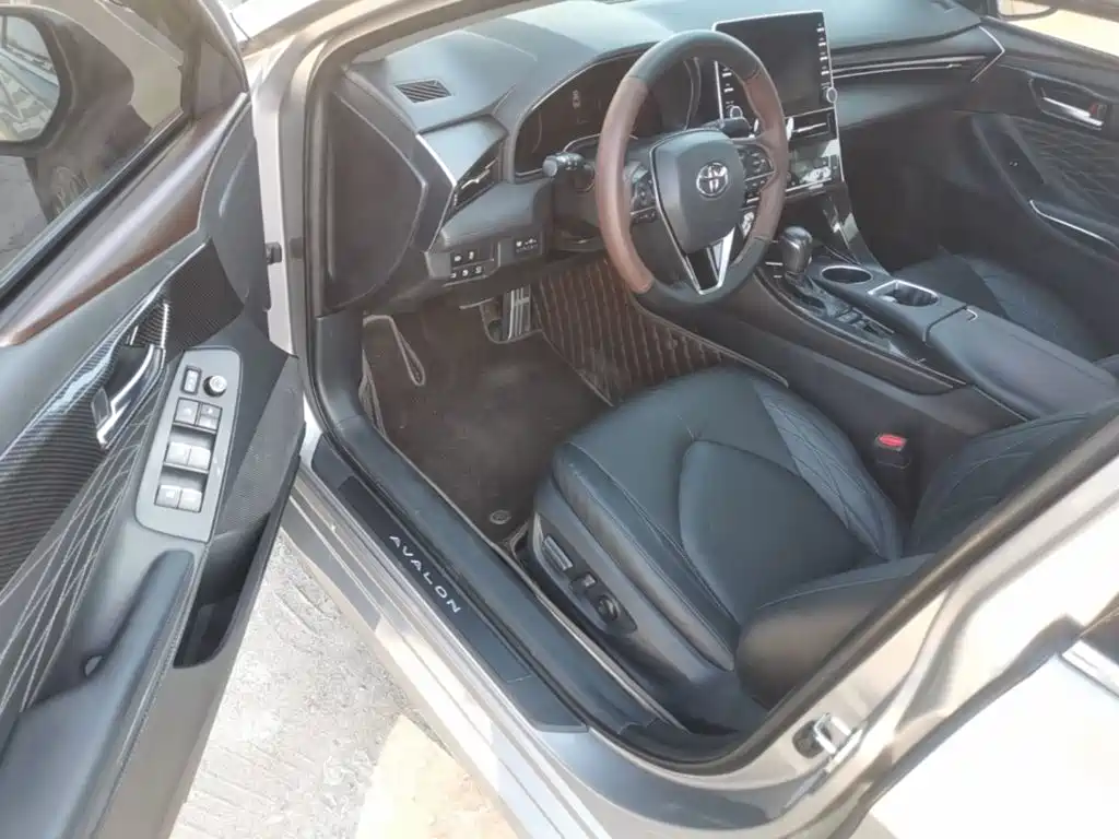Toyota Avalon — миниатюра 16