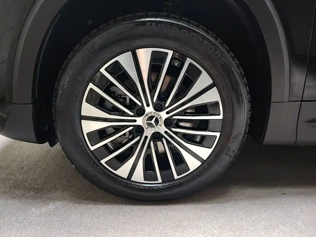 Mercedes-Benz EQB — миниатюра 23