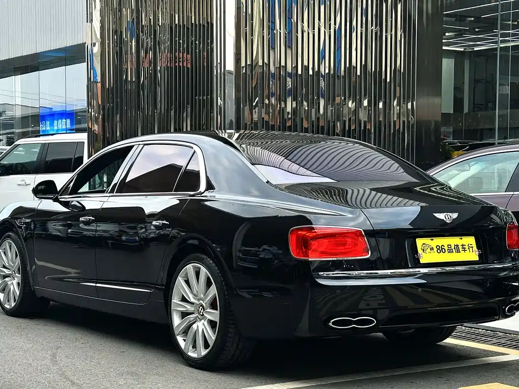 Bentley Flying Spur — миниатюра 2