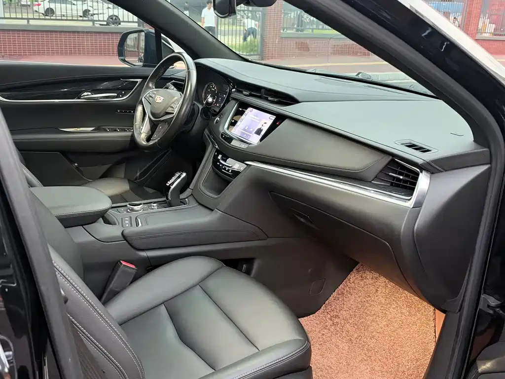 Cadillac XT5 — миниатюра 14