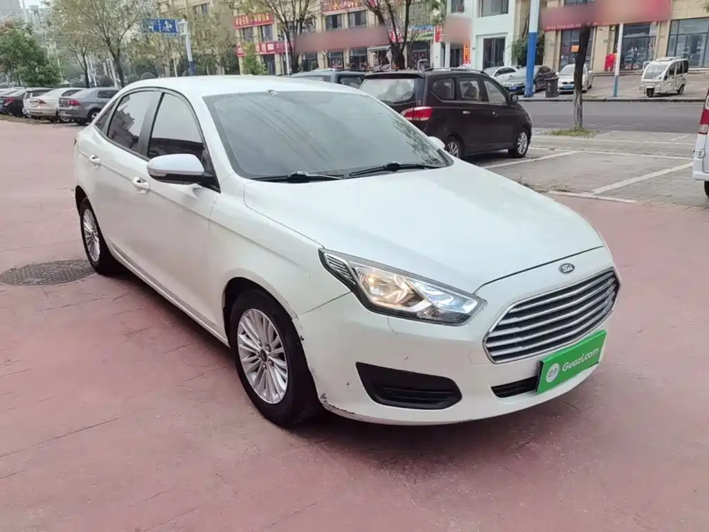 Ford Escort — миниатюра 4
