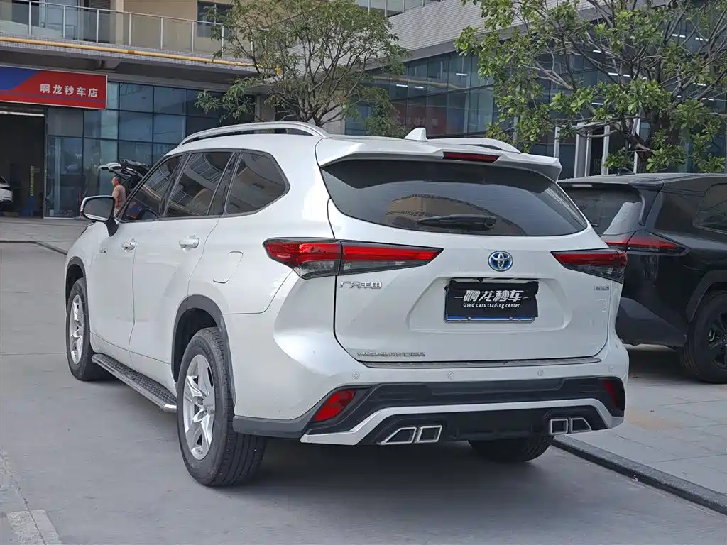 Toyota Highlander — миниатюра 7