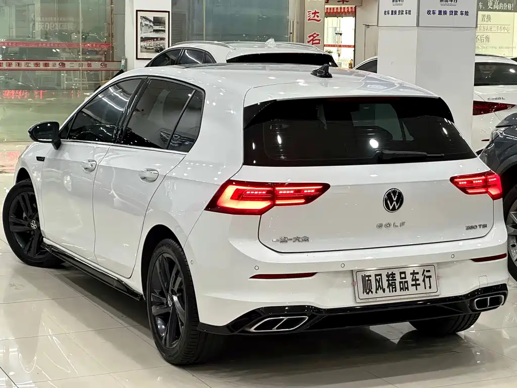 Volkswagen Golf — миниатюра 2