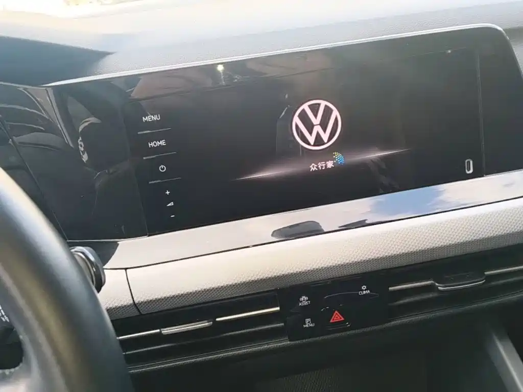 Volkswagen Golf — миниатюра 13
