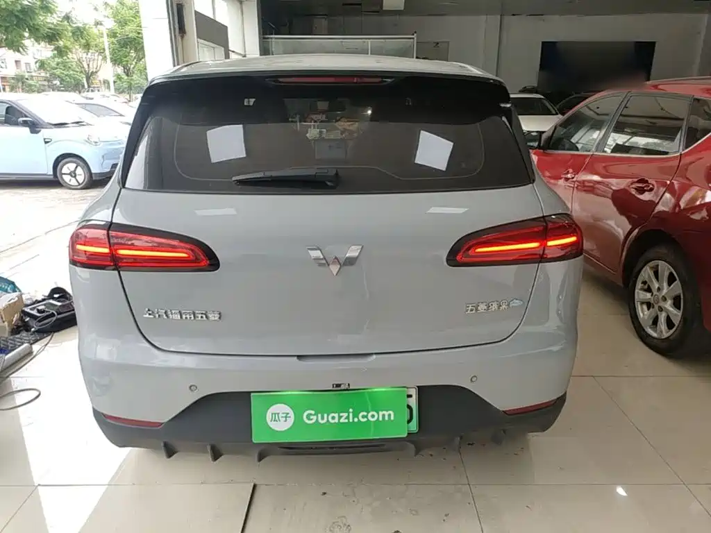 Wuling BinguoPLUS PLUS 2024 330km мест