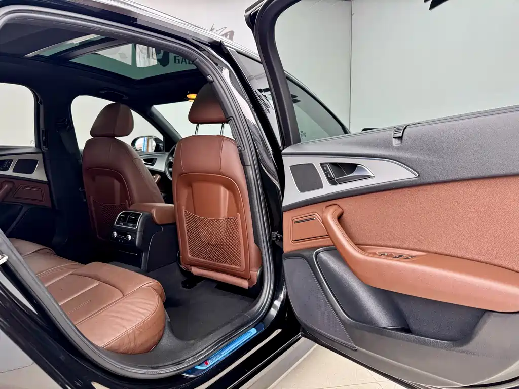 Audi A6L — миниатюра 10