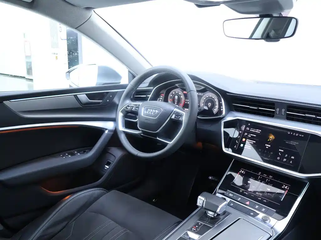 Audi A7L — миниатюра 14