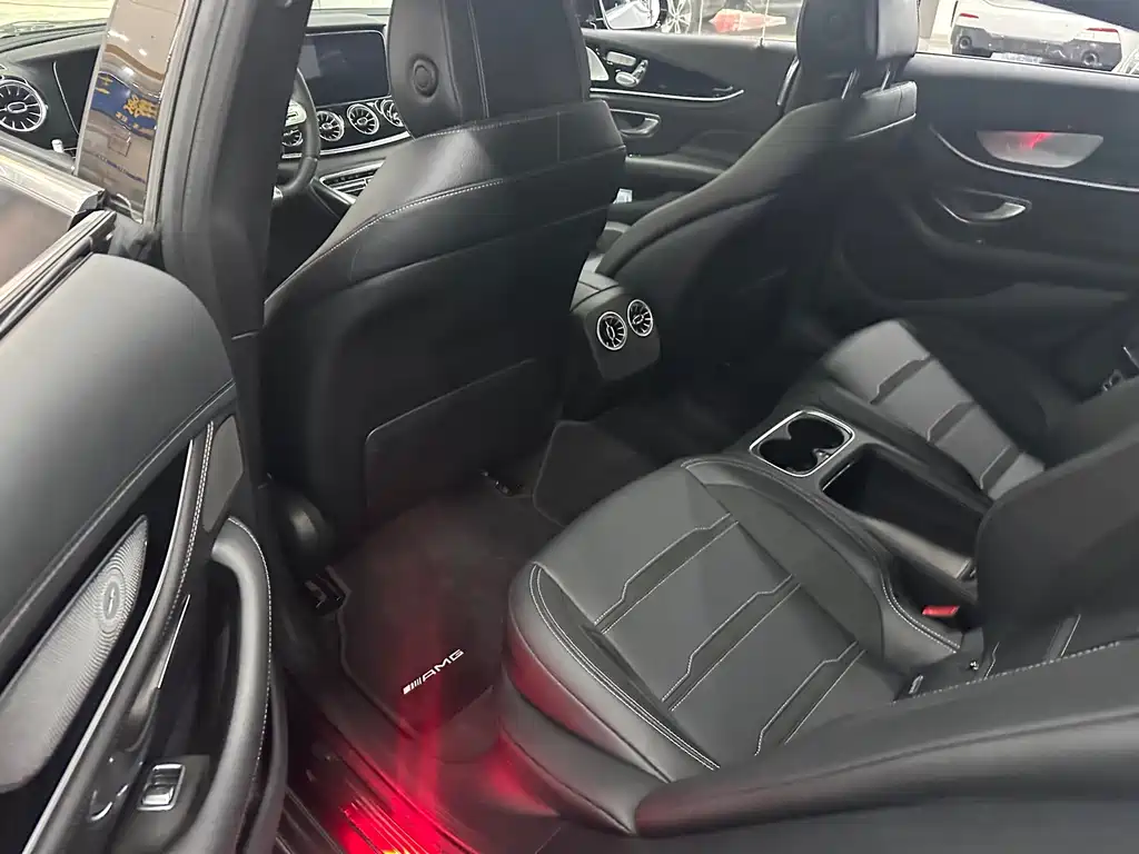 Mercedes-Benz AMG GT — миниатюра 9