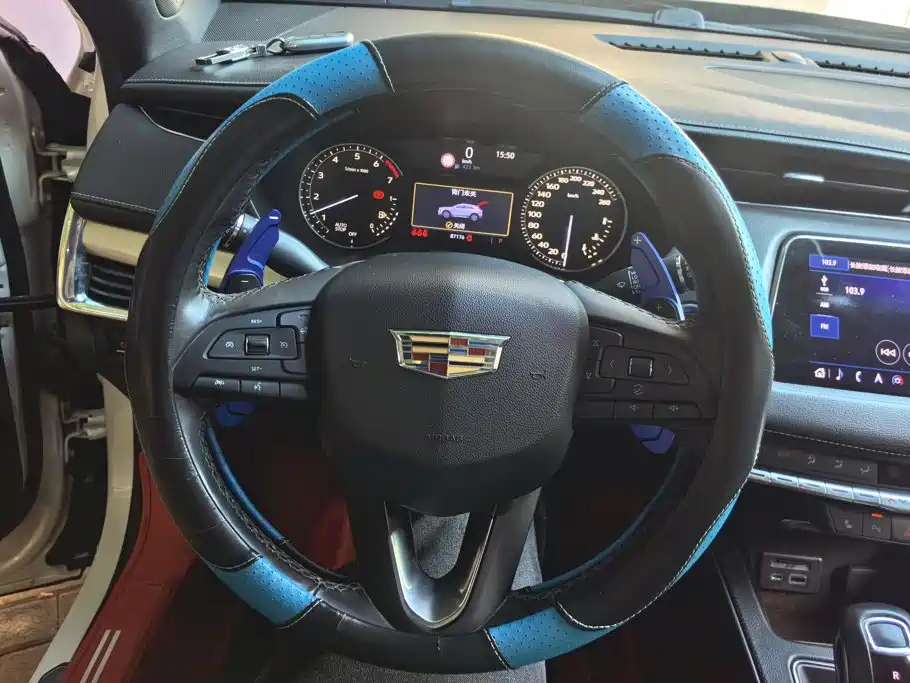 Cadillac XT4 — миниатюра 15