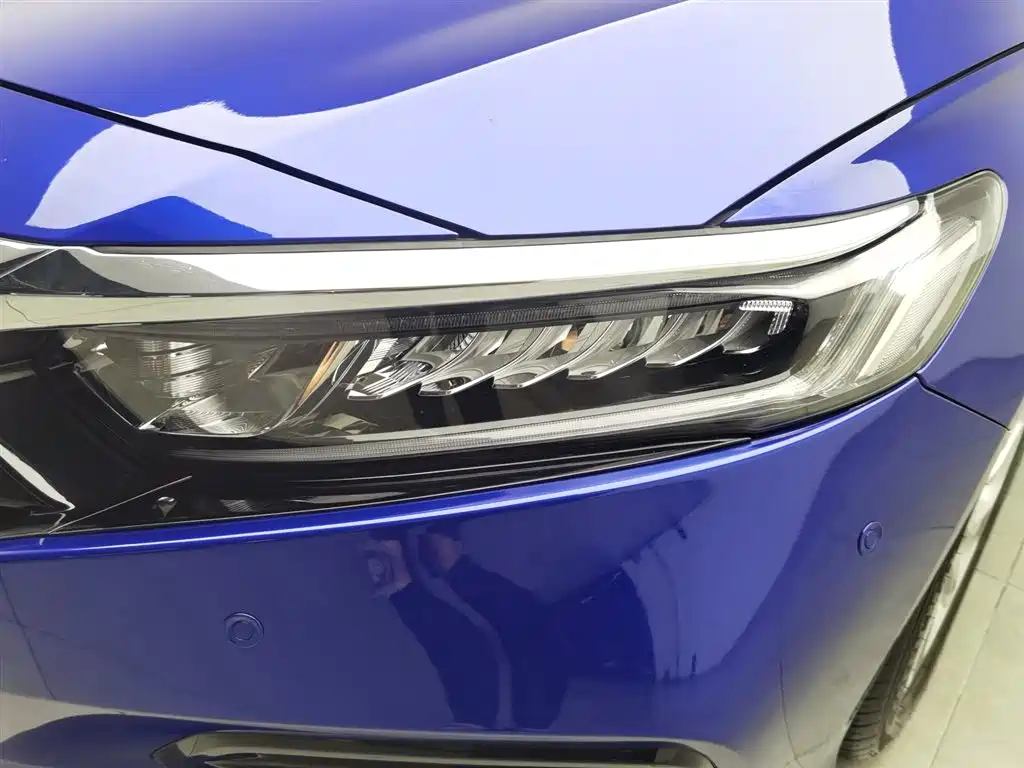 Honda Accord 2018 260TURBO Elite V