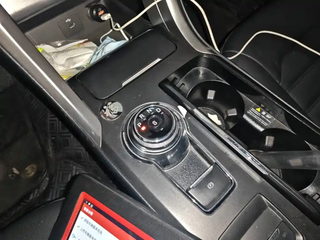 Ford Mondeo — миниатюра 14