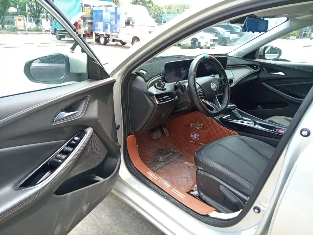 Buick Verano — миниатюра 14