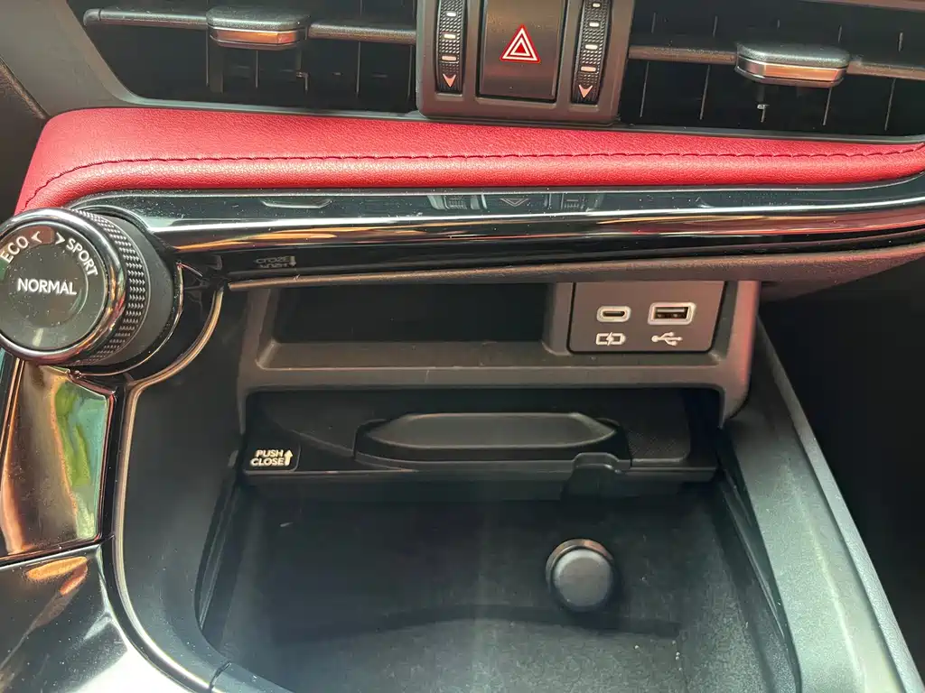 Lexus NX — миниатюра 36