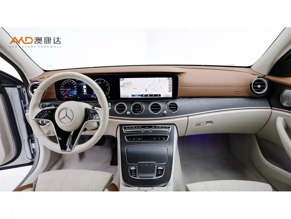 Mercedes-Benz E-Class — миниатюра 5