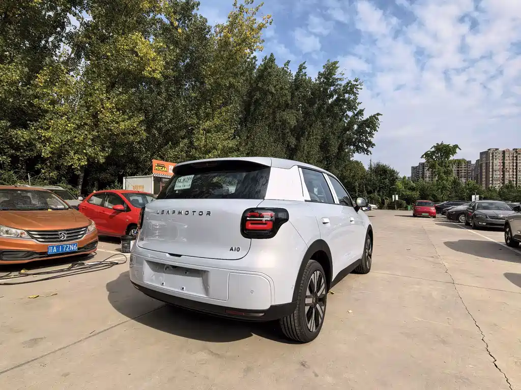 Leapmotor Leapmotor A10 — миниатюра 3