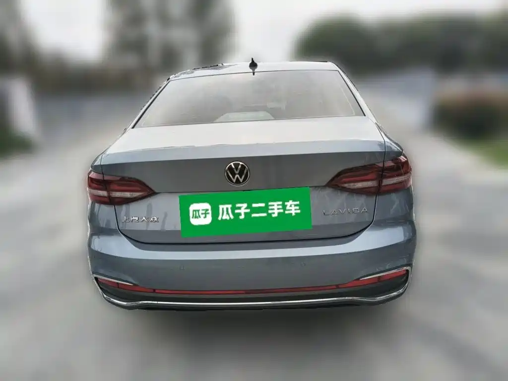 Volkswagen Lavida — миниатюра 3