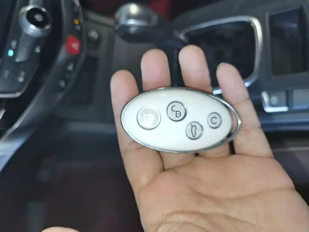 BYD S7 — миниатюра 9