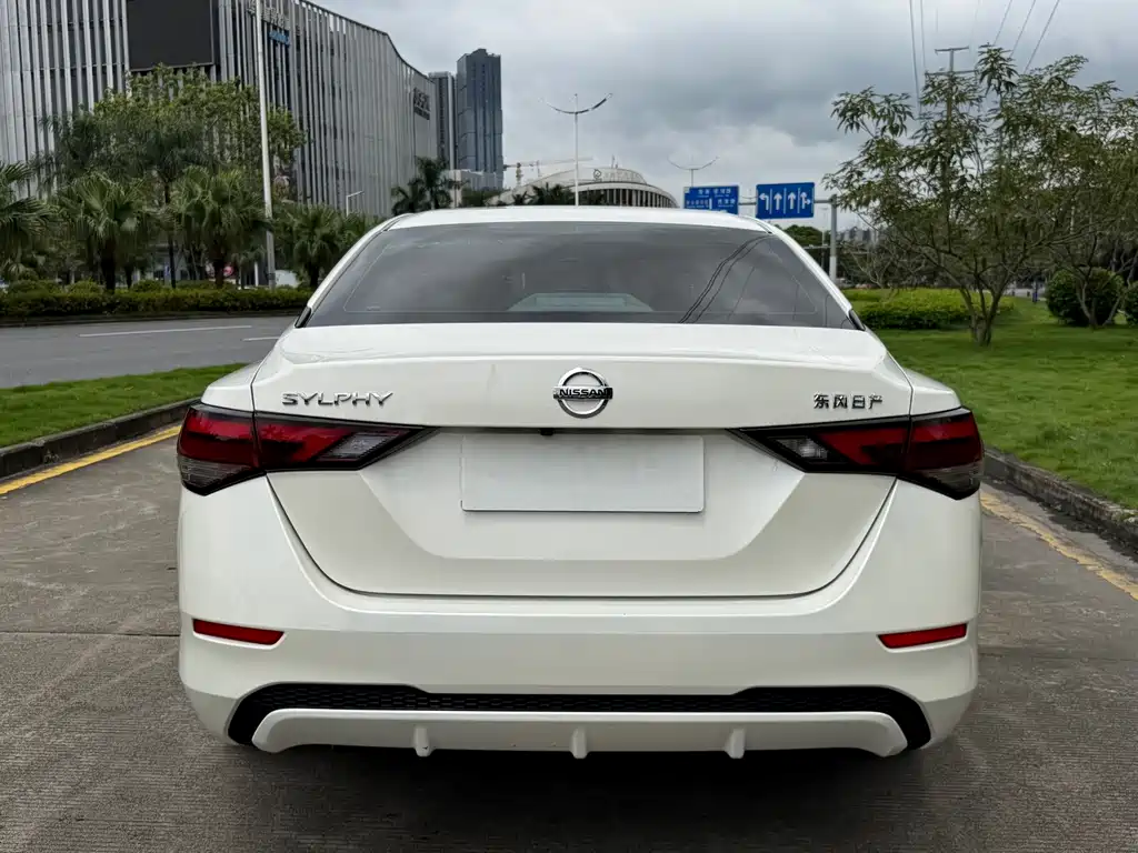 Nissan Sylphy — миниатюра 5