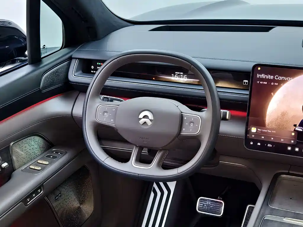 NIO ES8 — миниатюра 17