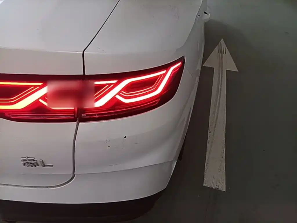 BYD Qin L — миниатюра 8